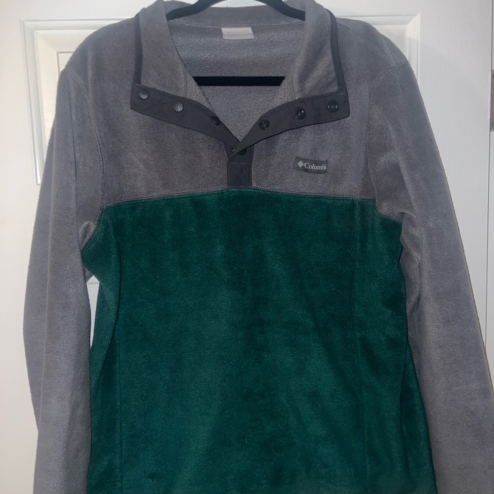 Columbia Pullover